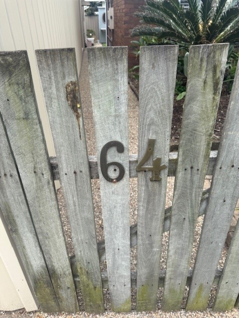 64 HELSHAM ST, POINT VERNON, QLD 4655