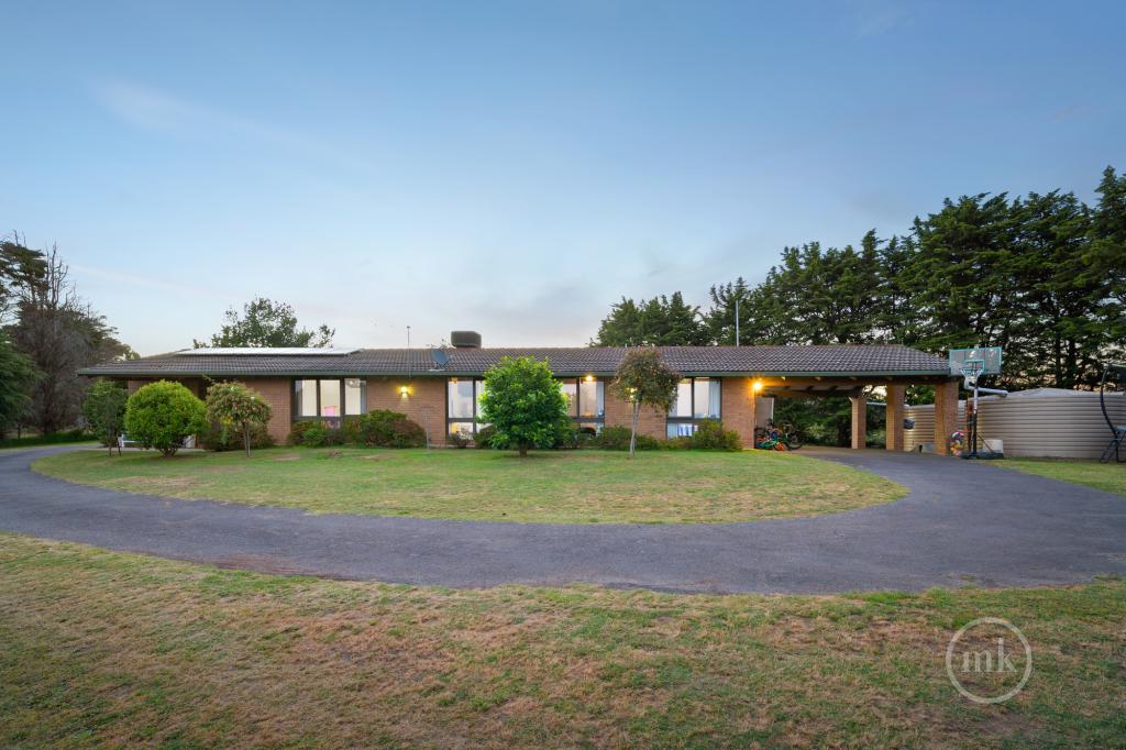 110 Edward Henty Ave, Doreen, VIC 3754