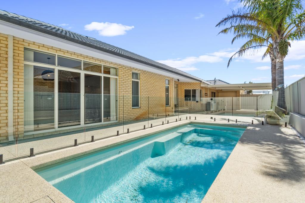 55 Lord Hobart Dr, Madora Bay, WA 6210