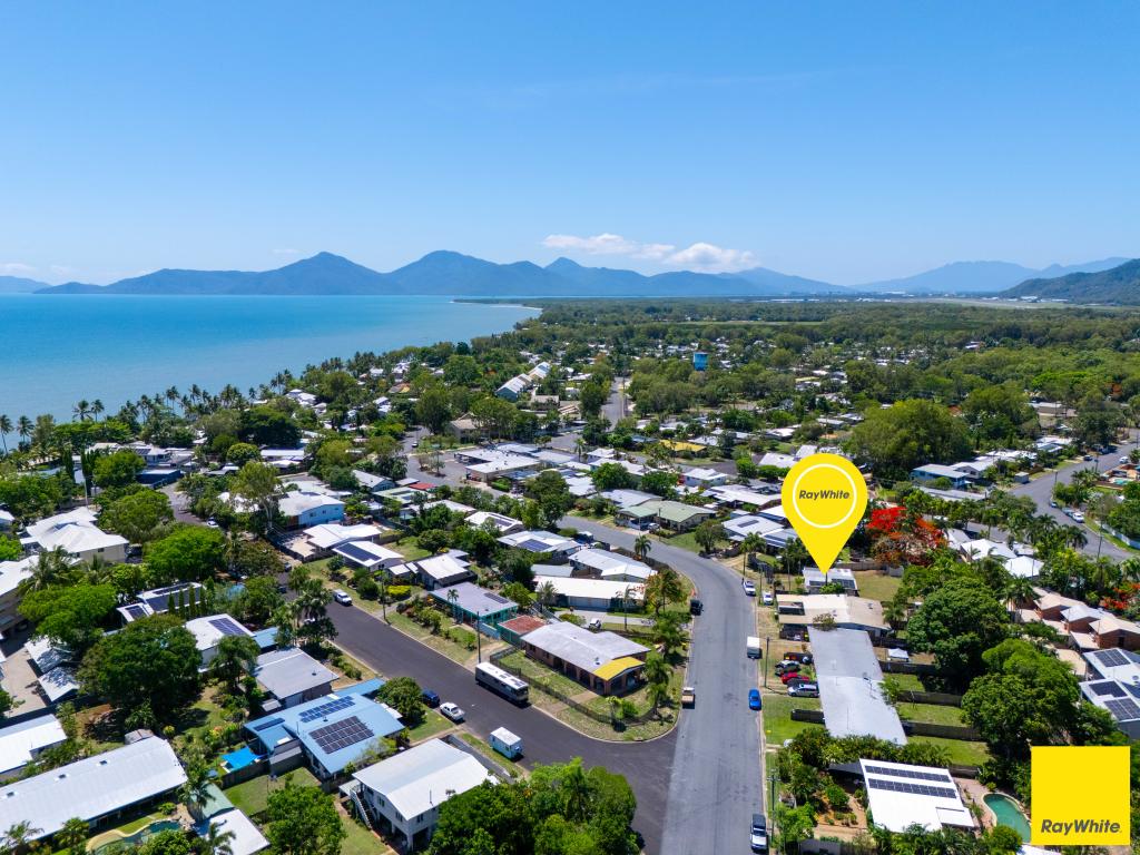 17 Bamboo St, Holloways Beach, QLD 4878