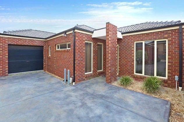 2/32 Harrow Pl, Truganina, VIC 3029