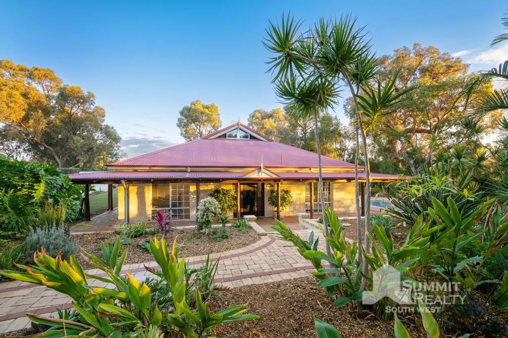 4 ST ANDREWS HILL, LESCHENAULT, WA 6233