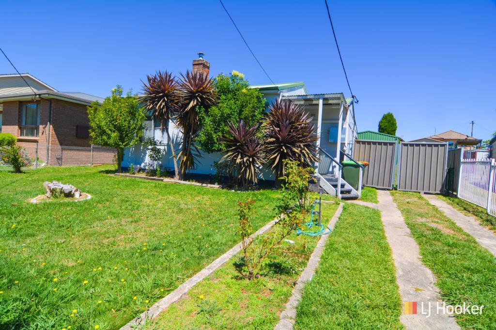 27 Musket Pde, Lithgow, NSW 2790