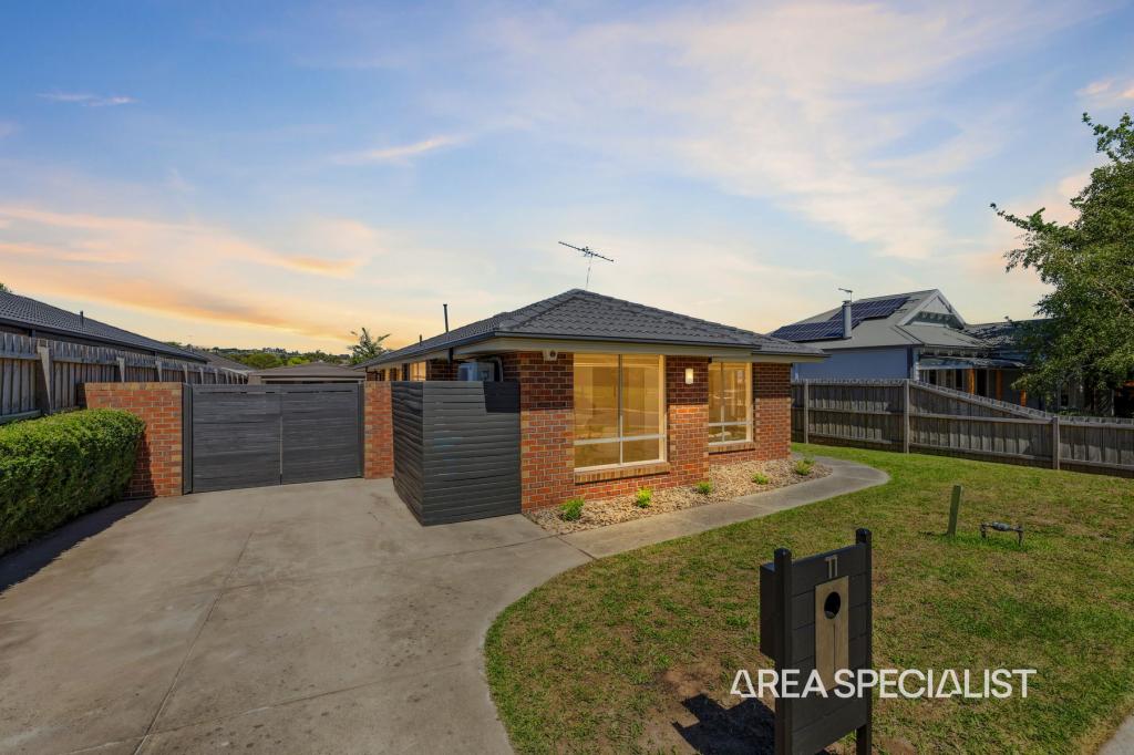 11 Dylan Ct, Berwick, VIC 3806