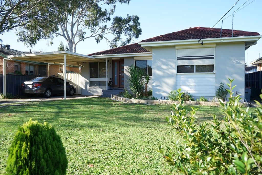 21 Greenmeadows Cres, Toongabbie, NSW 2146