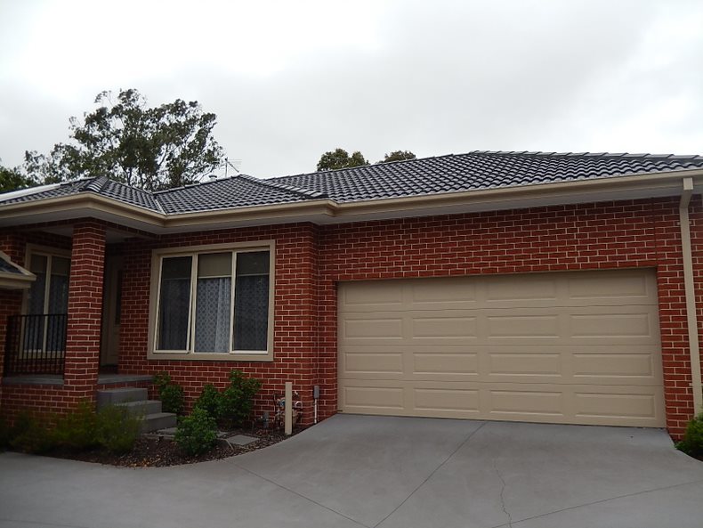 4/5 Caves Gr, Forest Hill, VIC 3131