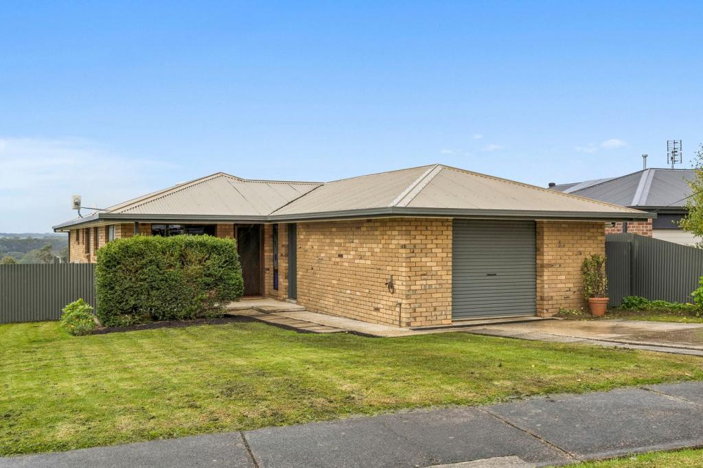 63 Barrett St, Timboon, VIC 3268