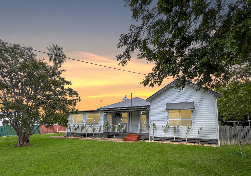 4 NORTH AVE, QUIRINDI, NSW 2343