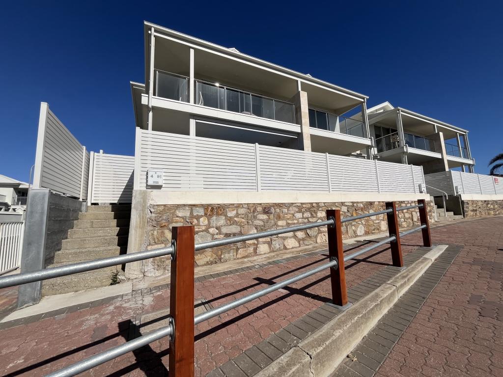 3/95 ESPLANADE, SEMAPHORE SOUTH, SA 5019