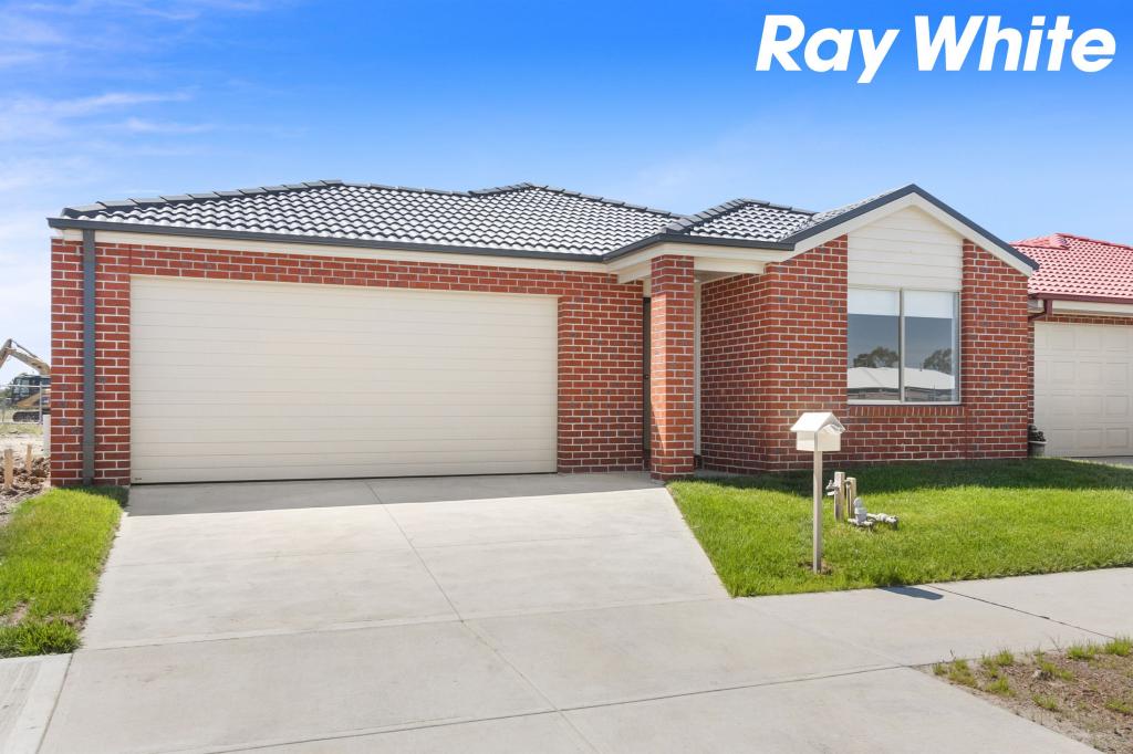 65 Pinnacle Dr, Pakenham, VIC 3810
