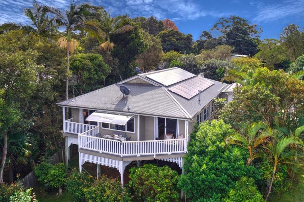 42 Tamarind St, Maleny, QLD 4552