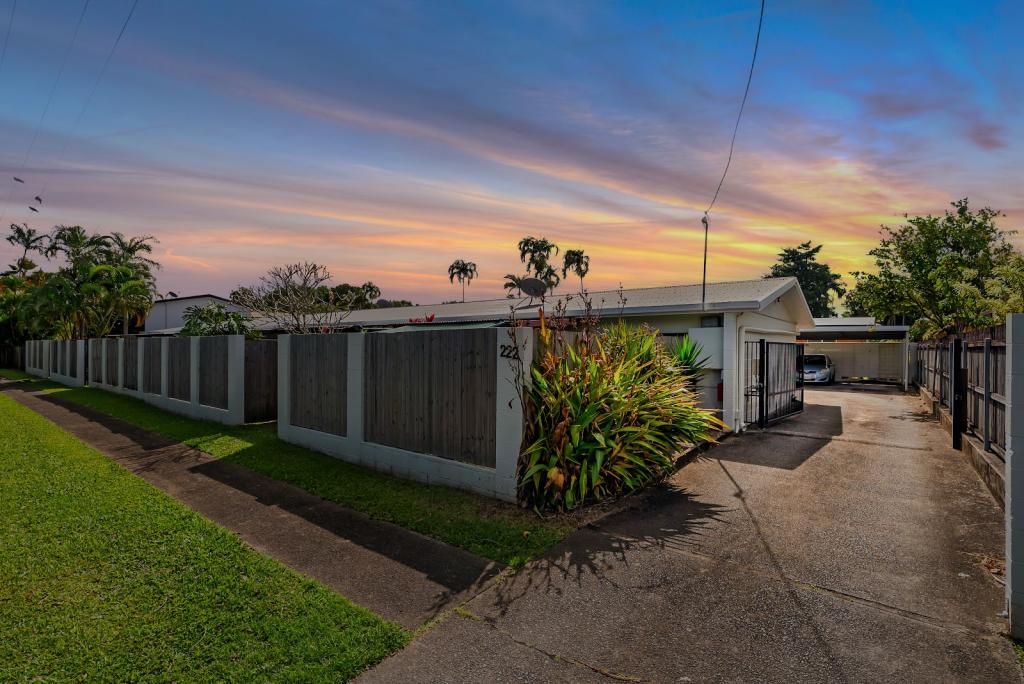 1/222 FEARNLEY ST, PARRAMATTA PARK, QLD 4870