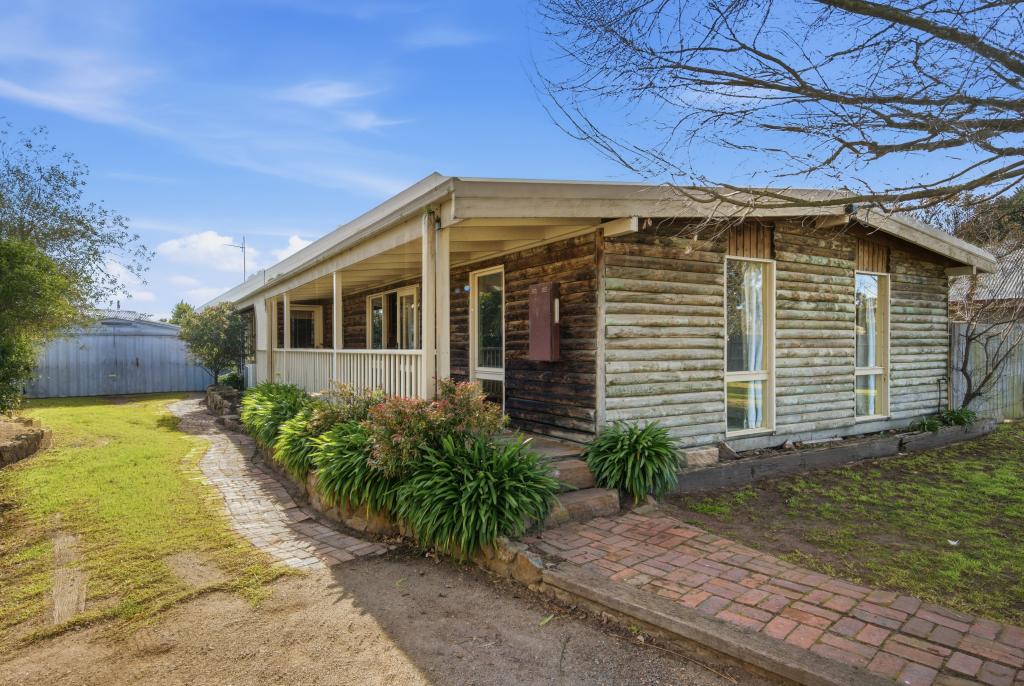 35 Fitzroy St, Stratford, VIC 3862
