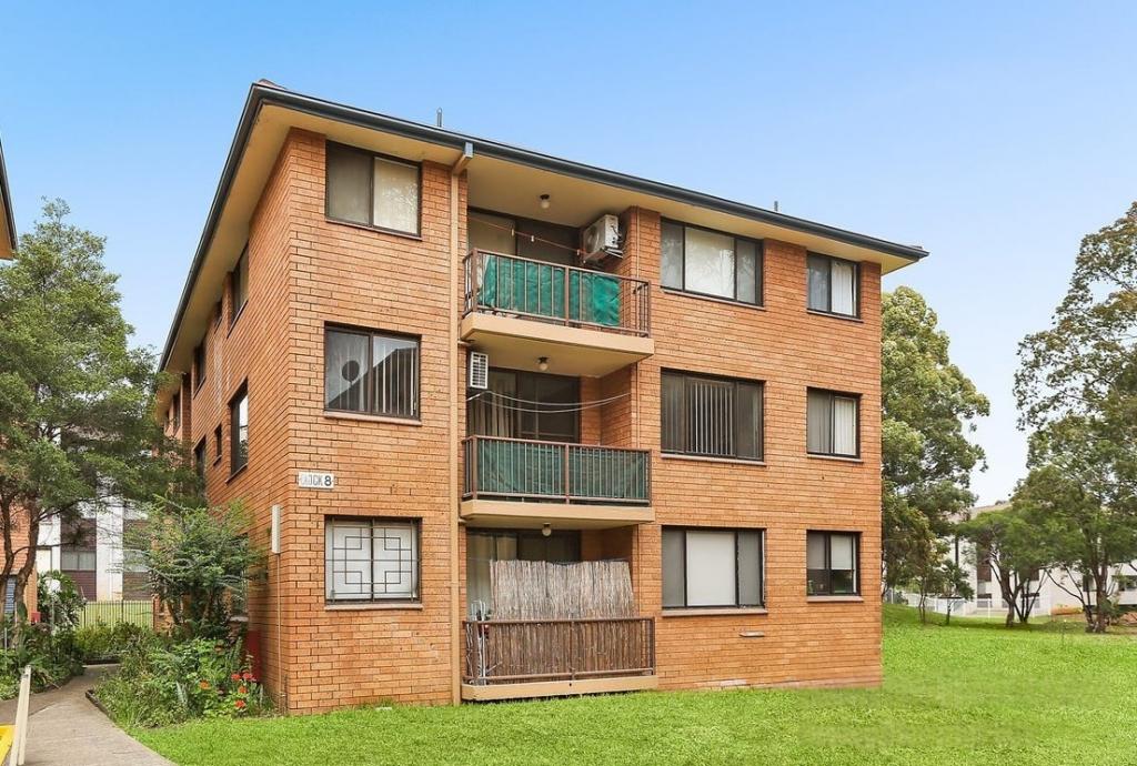 79/142 MOORE ST, LIVERPOOL, NSW 2170