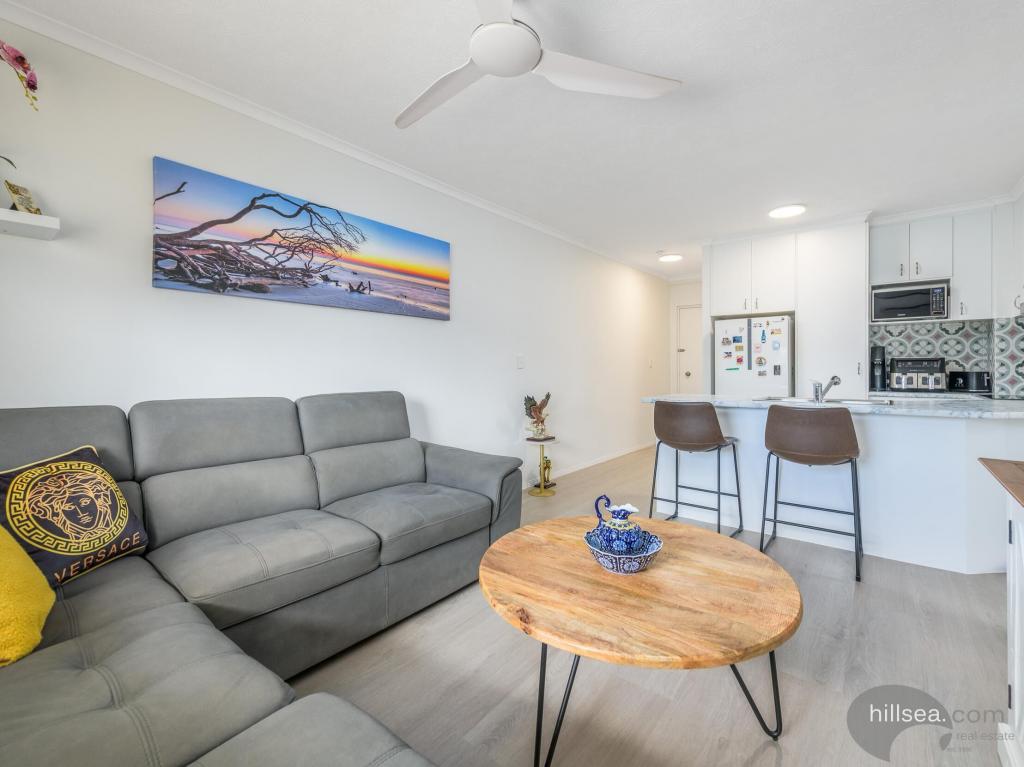 4/10-12 Bath St, Labrador, QLD 4215