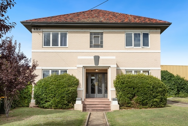 7/60 DURHAM ST, BATHURST, NSW 2795