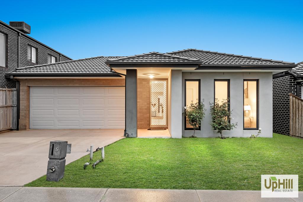 5 Ethan Tce, Cranbourne East, VIC 3977