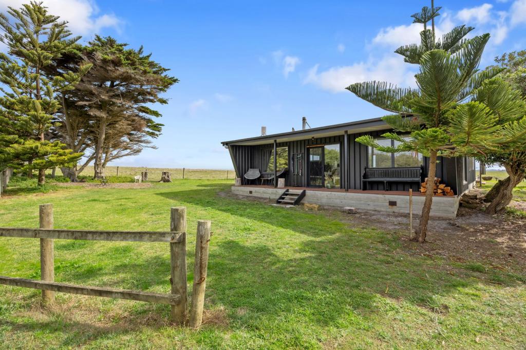1810 Great Ocean Rd, Peterborough, VIC 3270