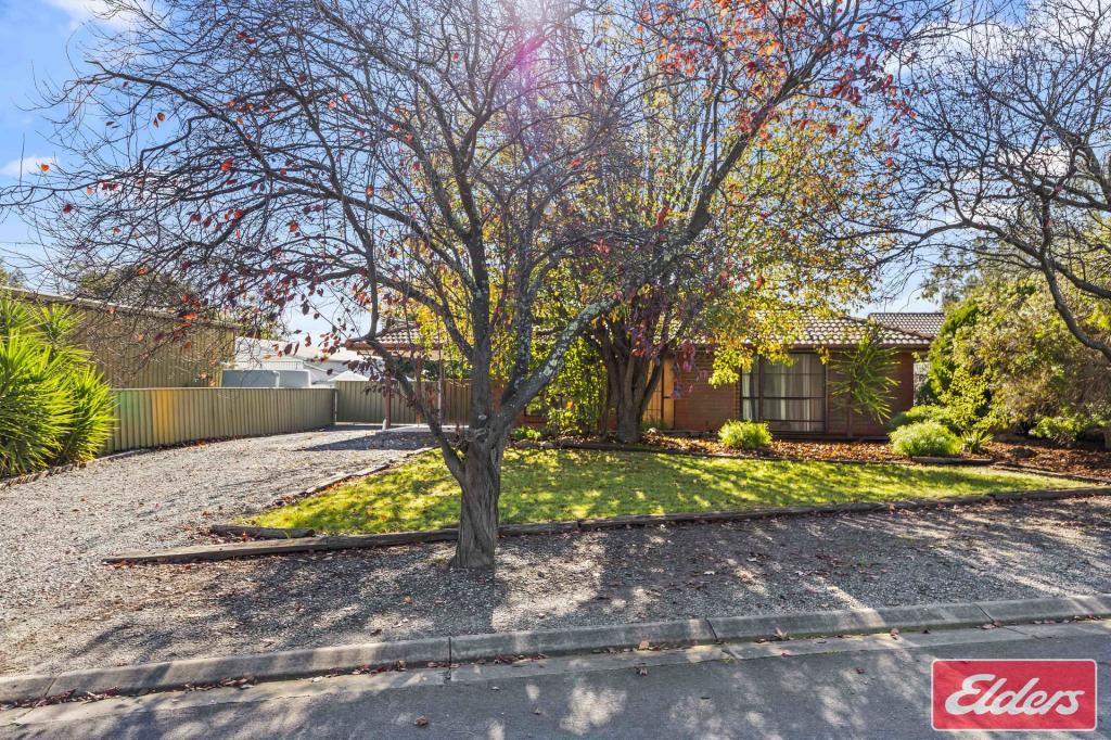 1 CHARLES FRY CT, WILLIAMSTOWN, SA 5351