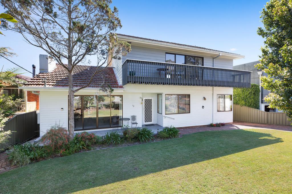 19 Gillham Ave, Caringbah South, NSW 2229