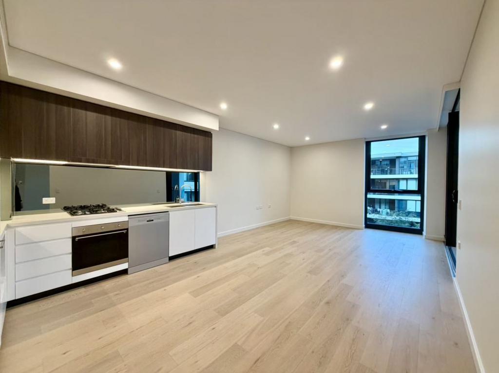 102/76 Cudgegong Rd, Rouse Hill, NSW 2155