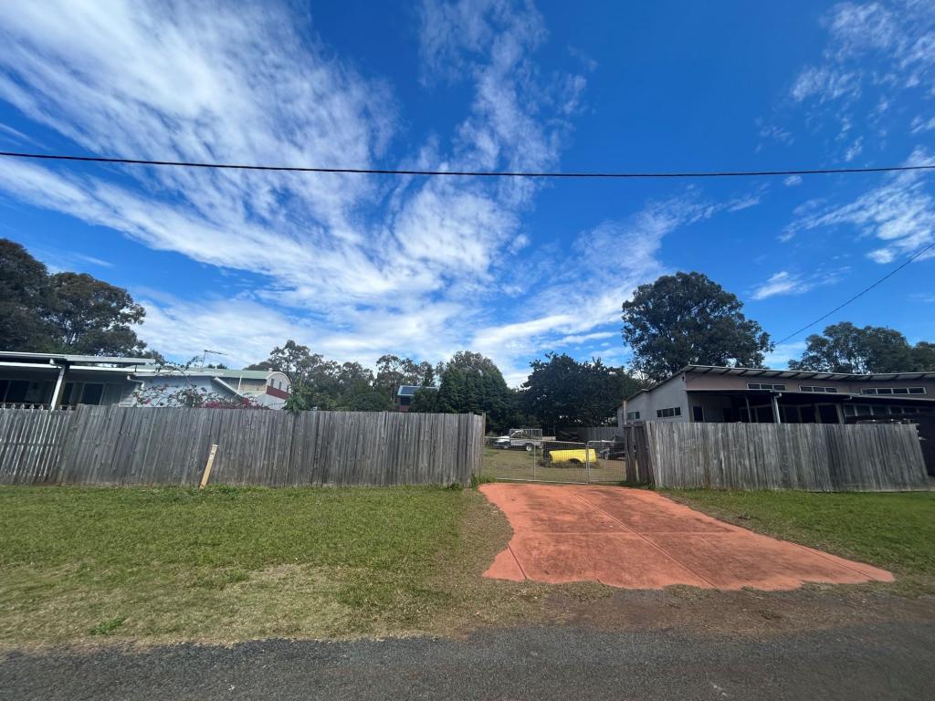 3 THOMAS ST, MACLEAY ISLAND, QLD 4184