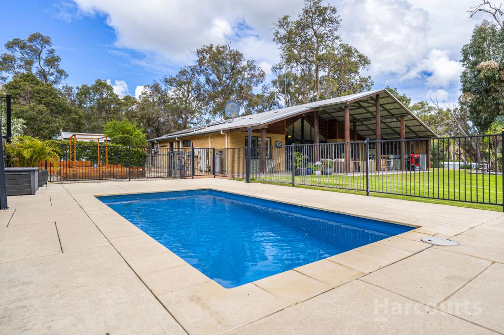 125 Tuart Grove Ave, Lake Clifton, WA 6215