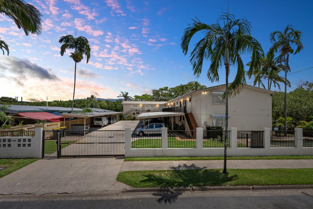 12/23-25 Harris St, Parramatta Park, QLD 4870