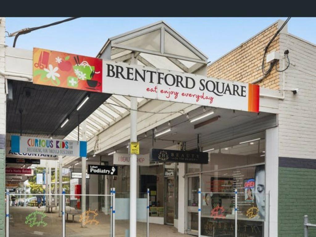 30 Brentford Sq, Forest Hill, VIC 3131