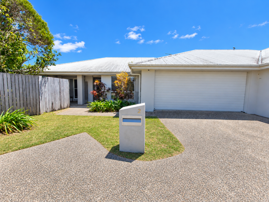 2/10 HALIFAX PL, RURAL VIEW, QLD 4740