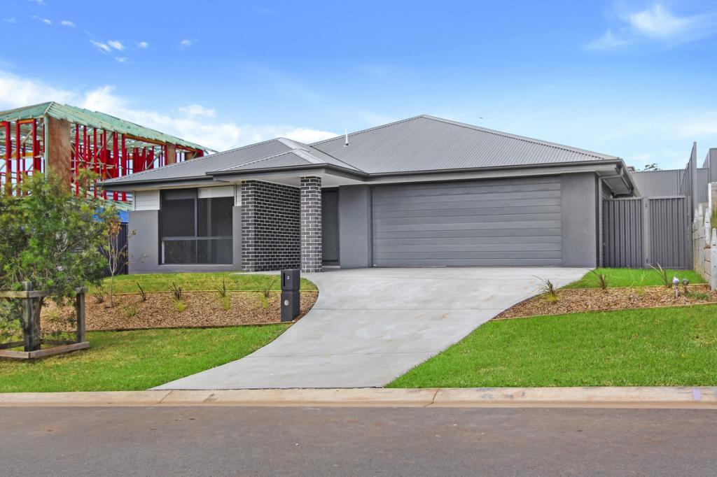3 Persimmon Pkwy, Thrumster, NSW 2444