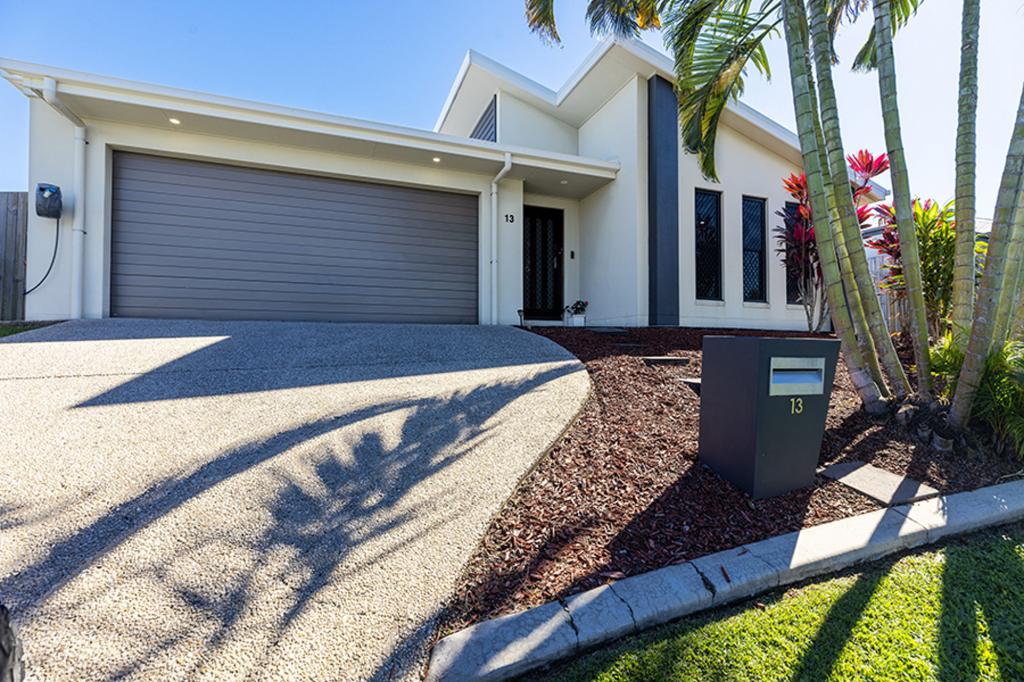 13 Majesty St, Rural View, QLD 4740