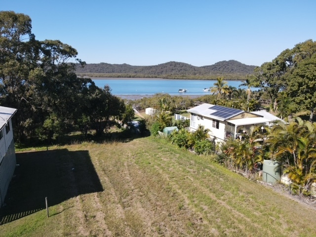 66 Canaipa Point Dr, Russell Island, QLD 4184