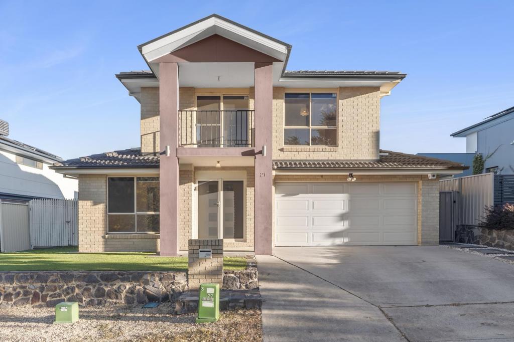 21 Helpmann St, Bonython, ACT 2905