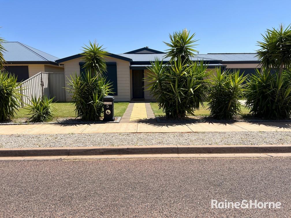 5 Maireana Cct, Roxby Downs, SA 5725