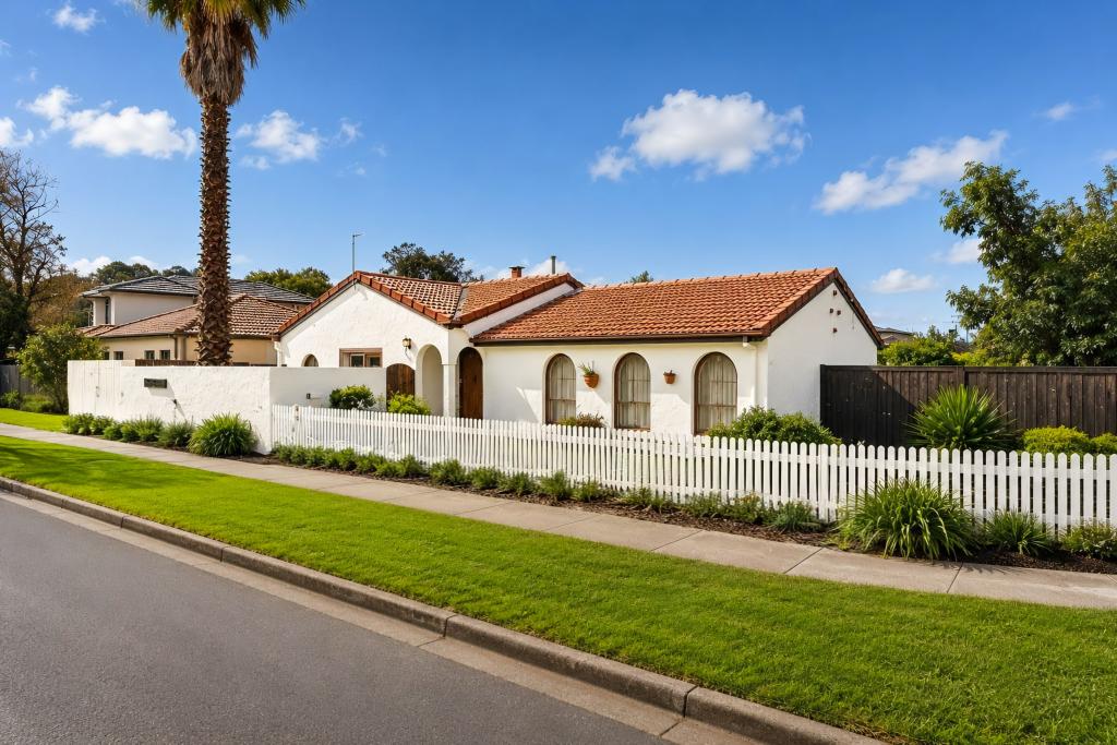 110 Hillcrest Rd, Frankston, VIC 3199