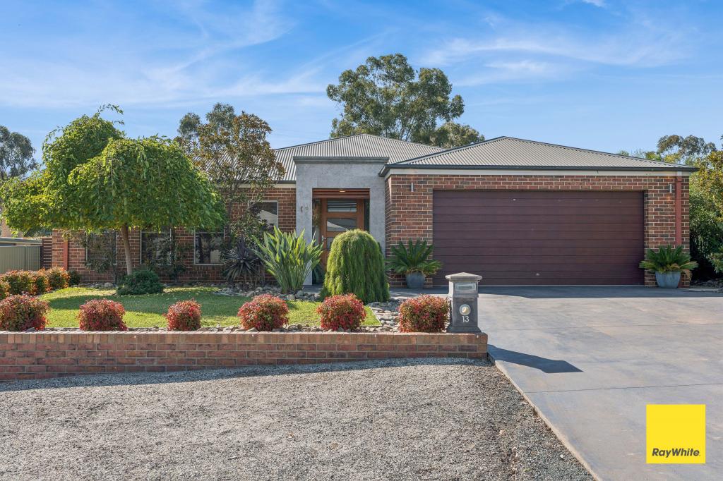 13 JANELLE DR, MAIDEN GULLY, VIC 3551