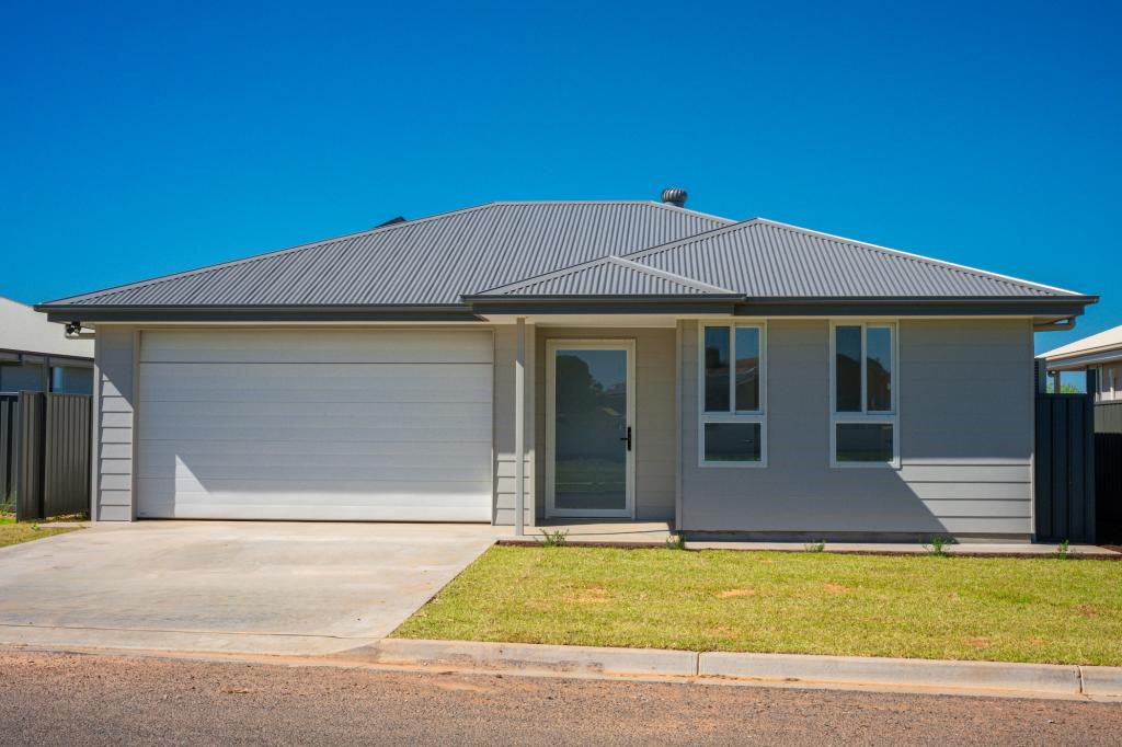 2 GOOLGUMBLA CCT, GRIFFITH, NSW 2680