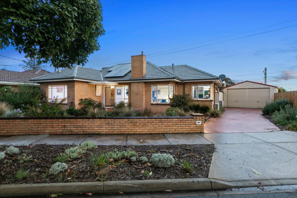25 Harrington St, Altona, VIC 3018