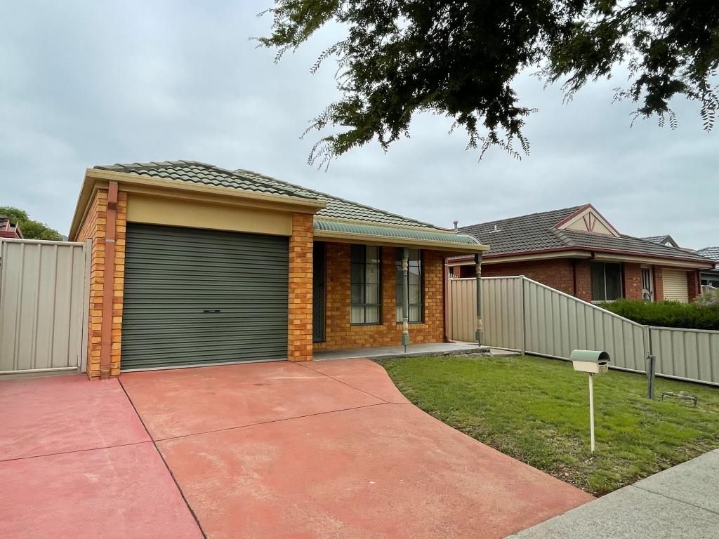 55b Riversdale St, Craigieburn, VIC 3064