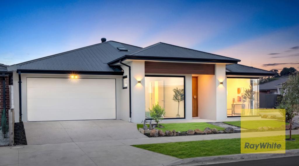 43 Palm Cct, Beveridge, VIC 3753