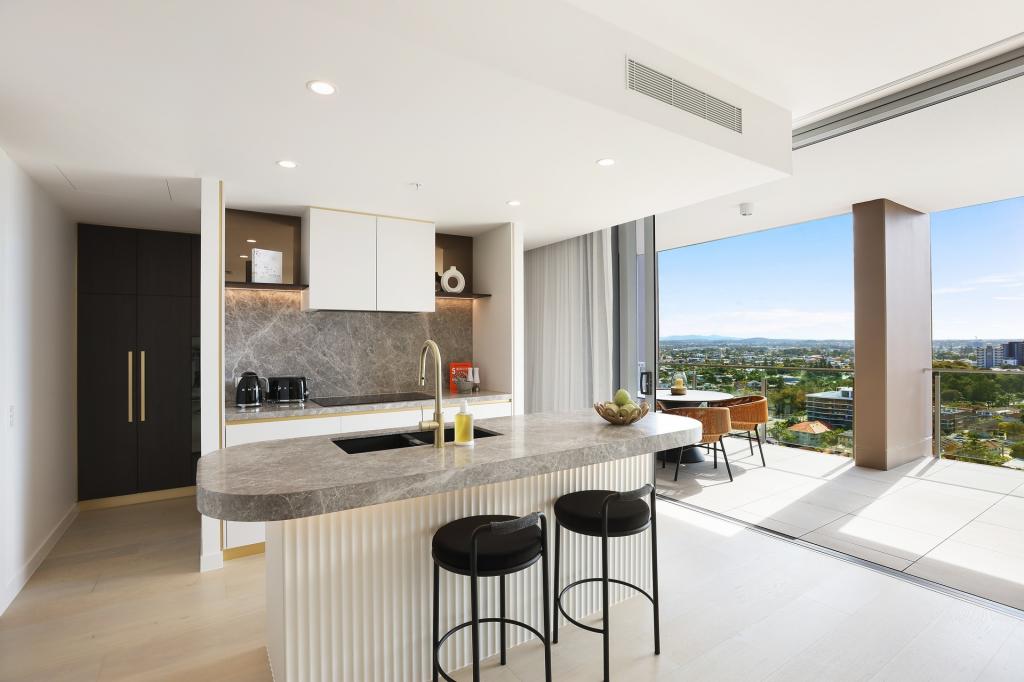 1501/122 Surf Pde, Broadbeach, QLD 4218