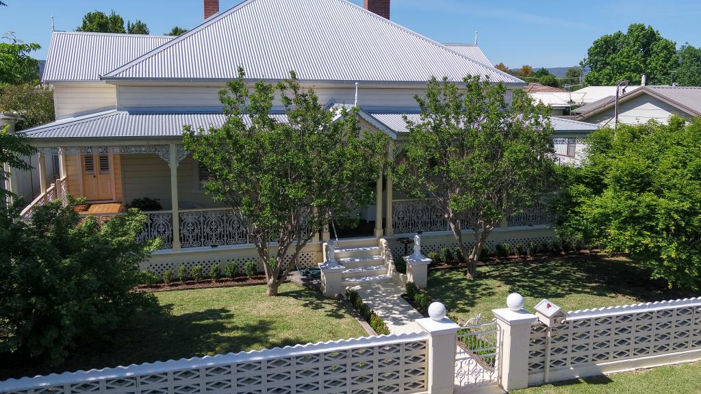 16 Finch St, Bingara, NSW 2404