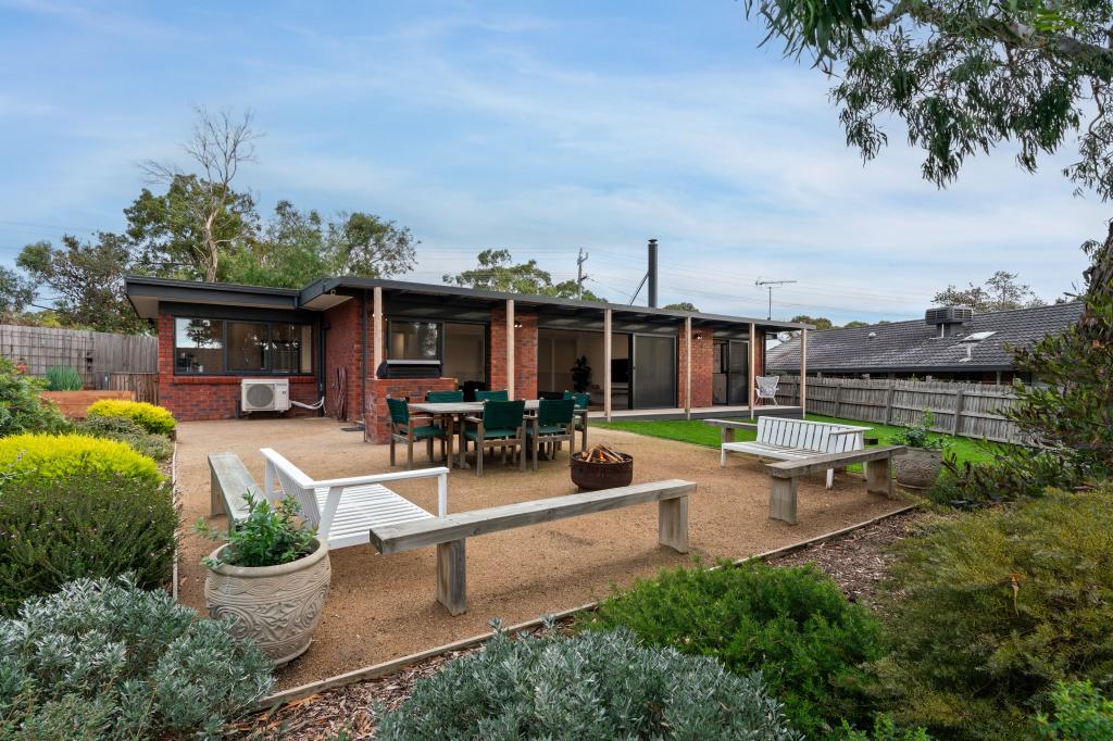 113 Elizabeth Dr, Rosebud, VIC 3939