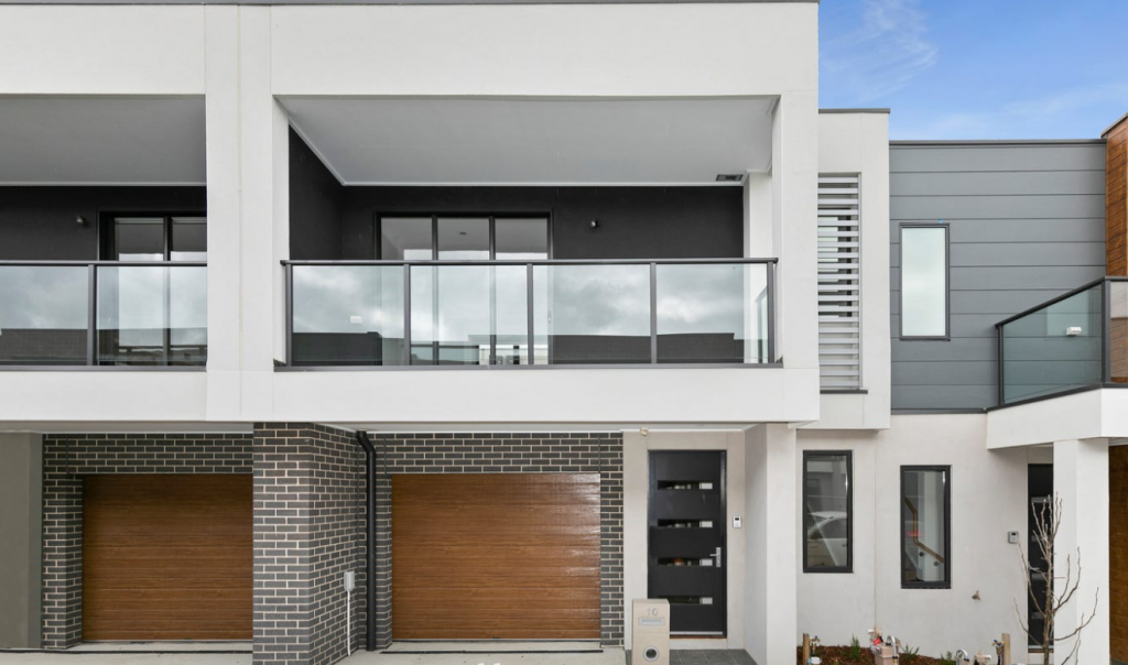 10 Banksia Way, South Morang, VIC 3752