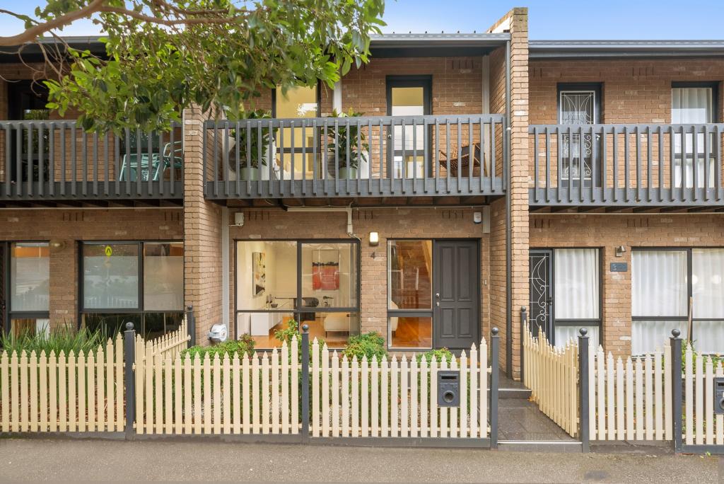 4/201 BARKLY ST, BRUNSWICK, VIC 3056