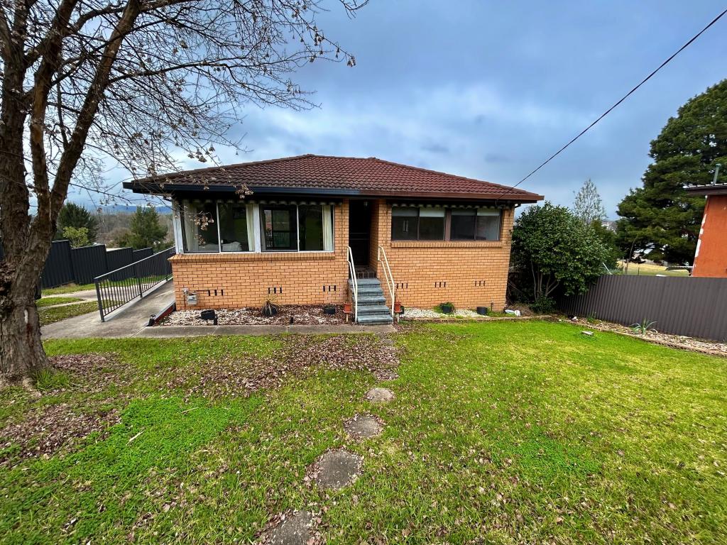 22 Simpson St, Tumut, NSW 2720