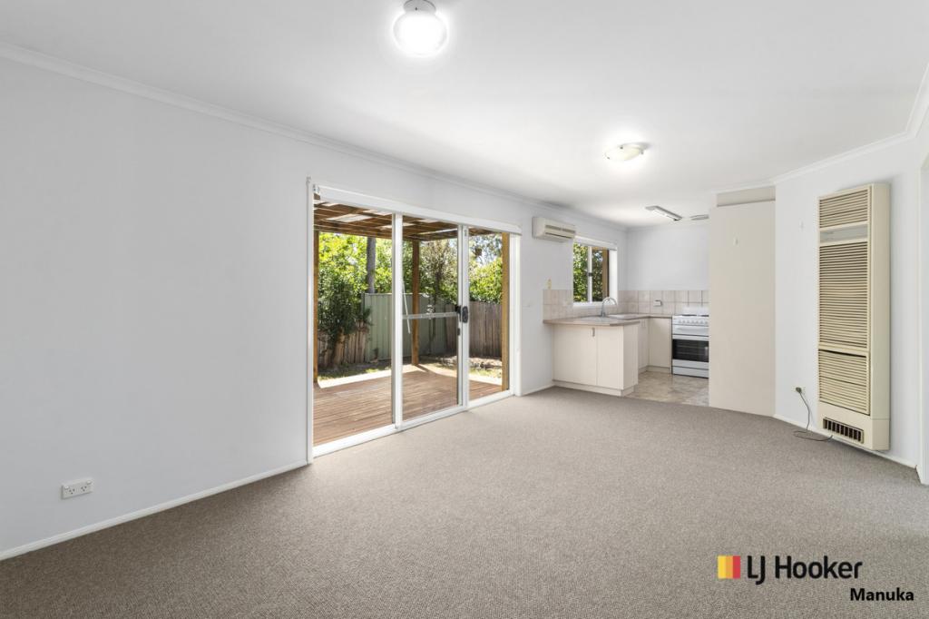 12b Eggleston Cres, Chifley, ACT 2606