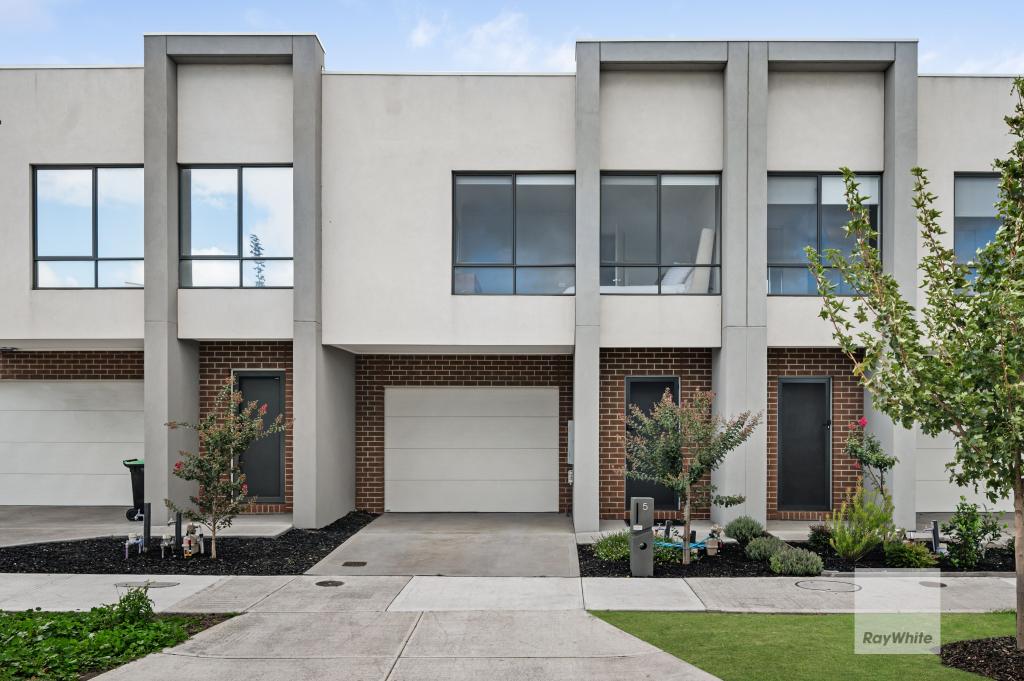 5 Arramont Rd, Greenvale, VIC 3059