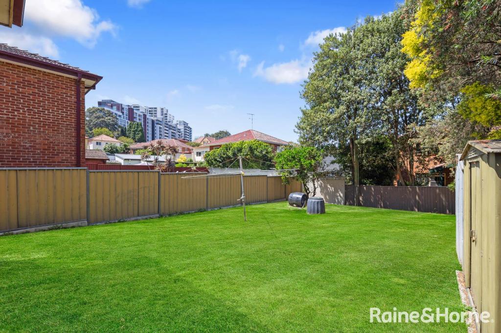 13 Woniora Rd, Hurstville, NSW 2220